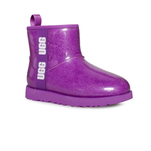 UGG Mini Boots - Picture 1 of 11